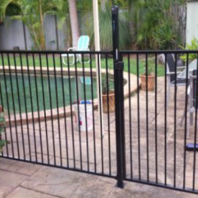 All glass and aluminium fencing